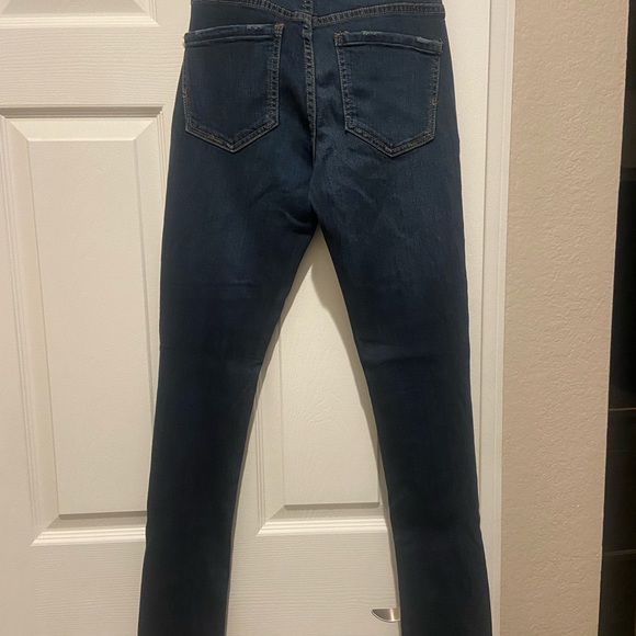 Liverpool Madonna Skinny Legging. Size 2/26” waist - Picture 4 of 8